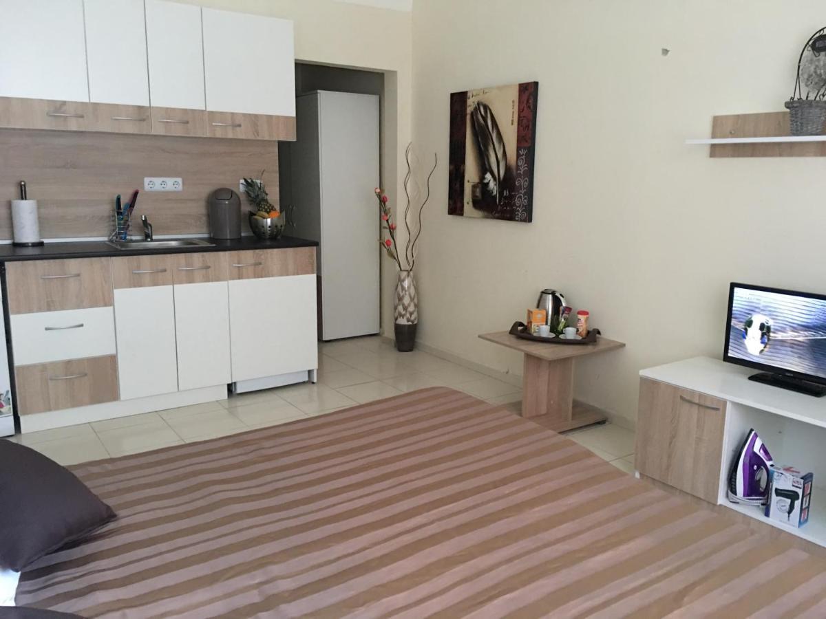 Apart Hotel Salt Lake بوموري المظهر الخارجي الصورة